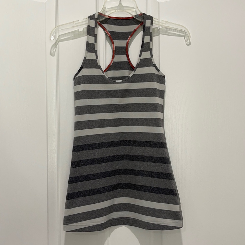 Lululemon vintage tank - Size 2